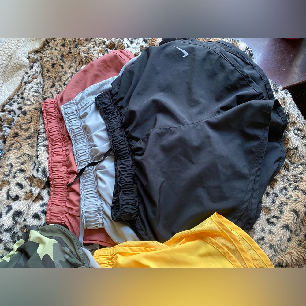 Shorts bundle - Picture 2 of 10